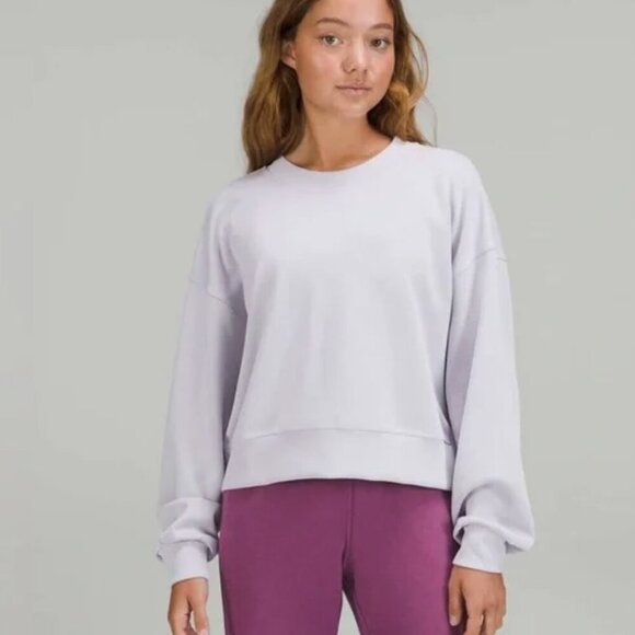 Lululemon Athletica Softstreme Pullover Crew Women's Size 6 Light Purple Soft - Picture 1 of 7